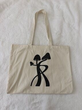 Réalisation Par Cream Canvas Tote with Black Mushroom Graphic